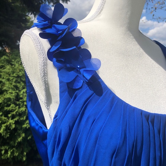 COPY - 💥ON SALE ‼️DAVIDS BRIDAL DRESS - Picture 7 of 7